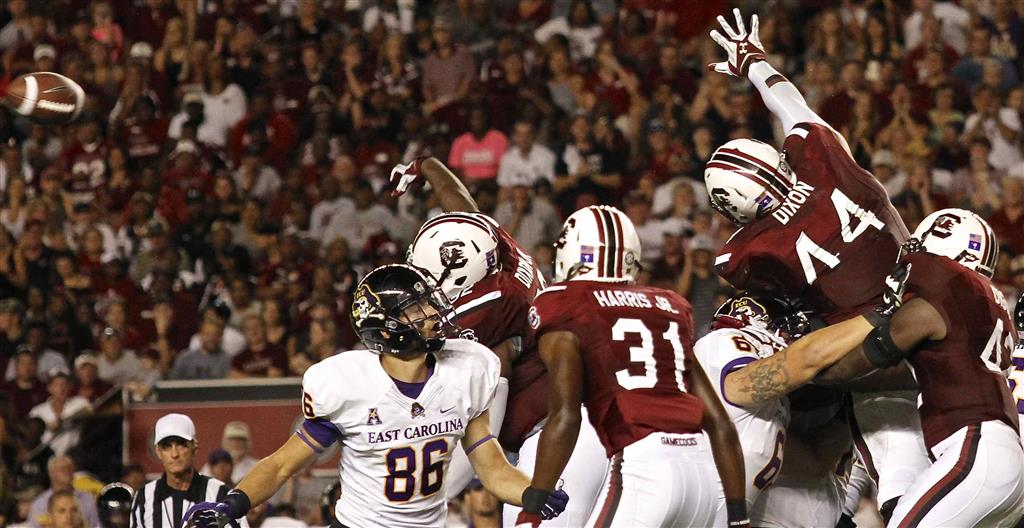 Gerald Jr. - the big one - with the spike. (photo courtesy of thebigspur.com)